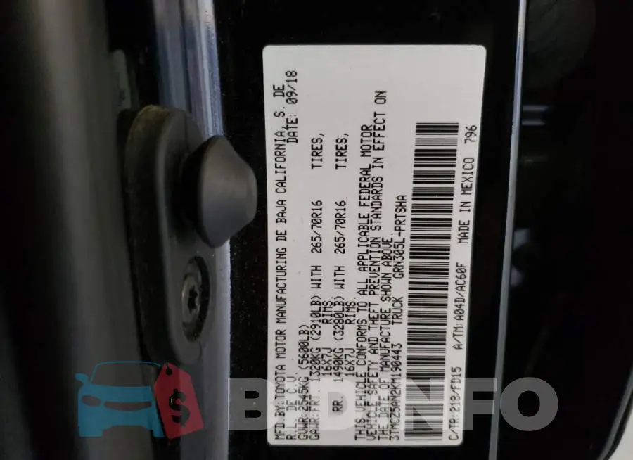 3TMCZ5AN2KM190443 Photo# 10