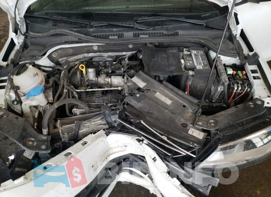 3VW167AJ7GM385158 Photo# 7
