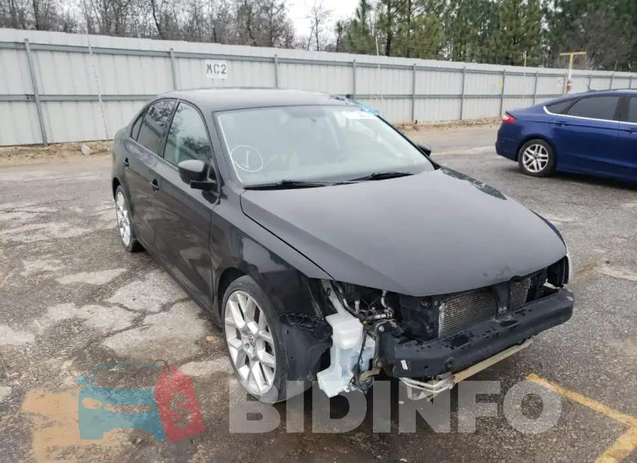 3VW267AJ8GM275854 Photo# 1
