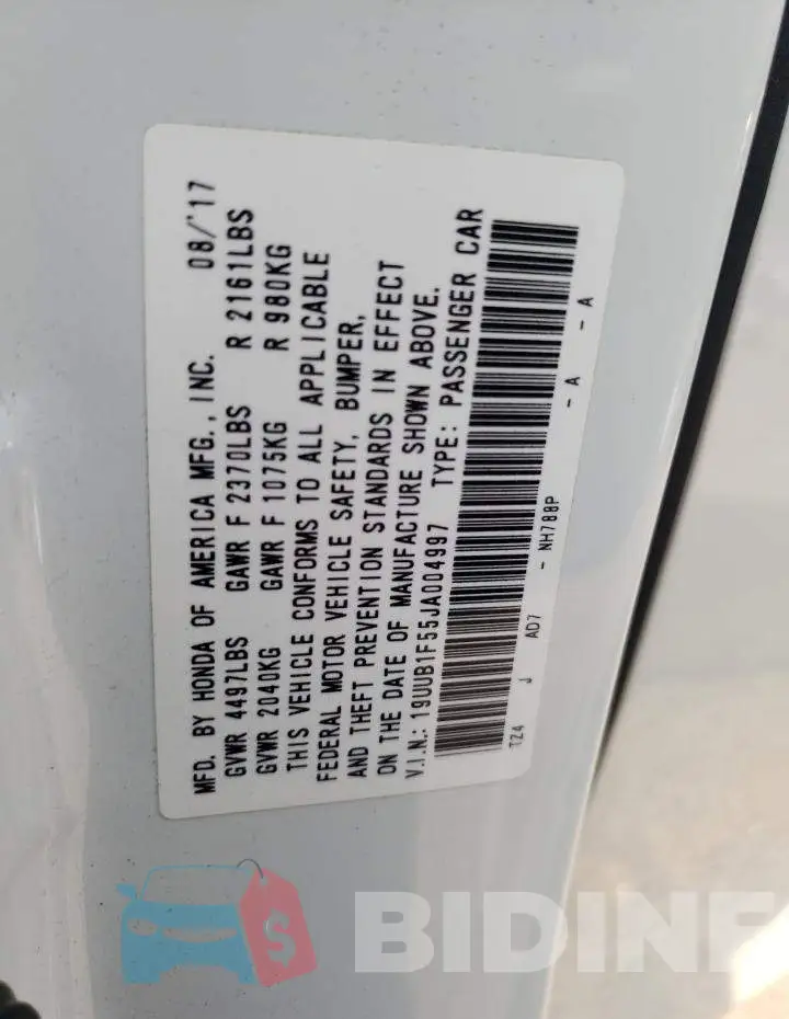 19UUB1F55JA004997 Photo# 10