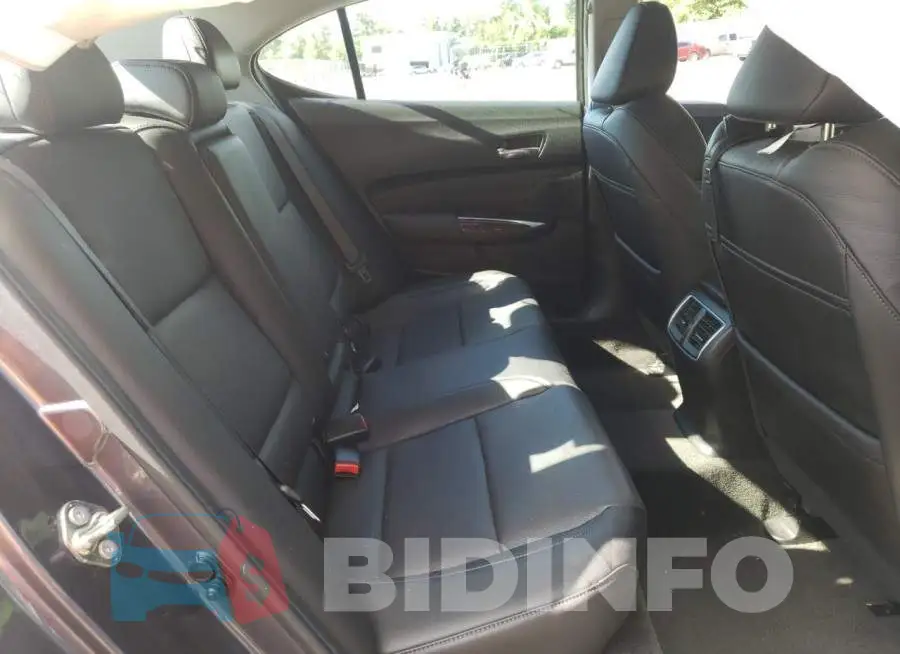 19UUB2F51HA007315 Photo# 6