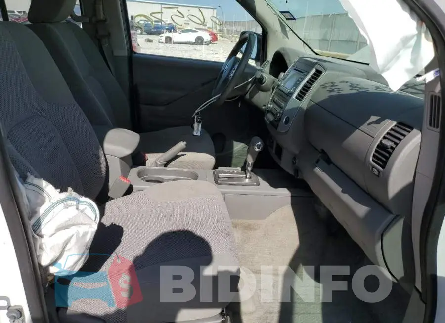 1N6AD0EV6JN741512 Photo# 5