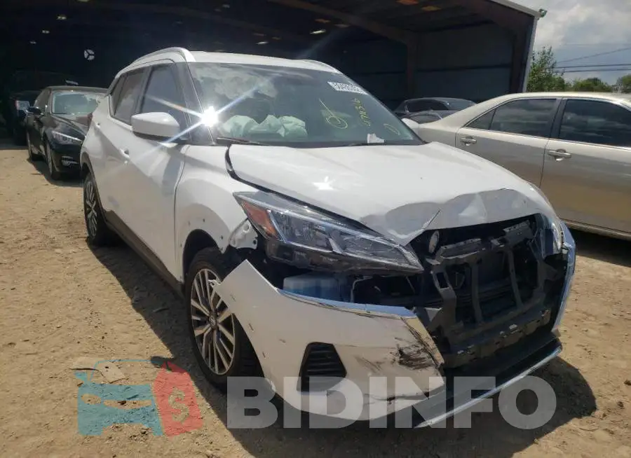 3N1CP5CV4ML474316 Photo# 1