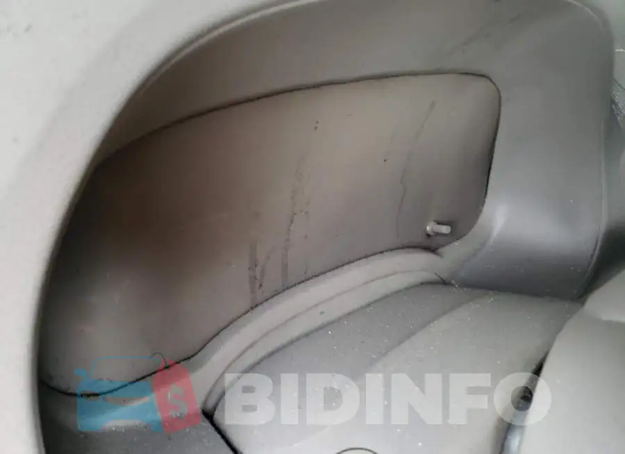 1C4NJCBA4GD753740 Photo# 8