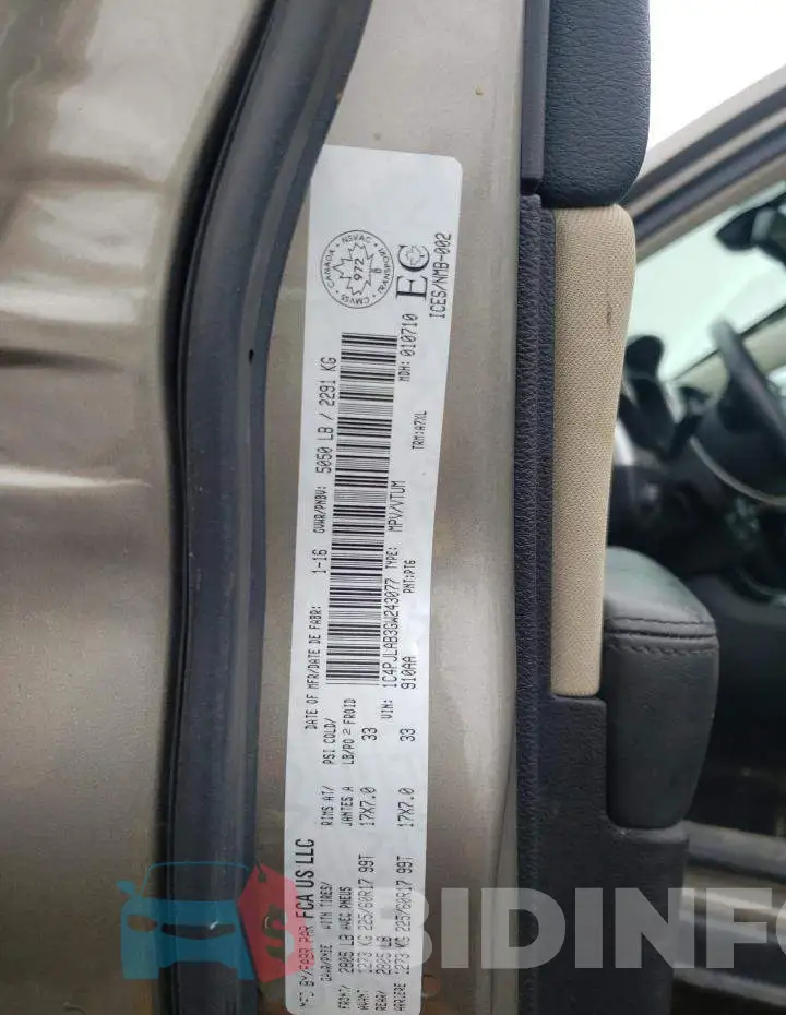 1C4PJLAB3GW243077 Photo# 10