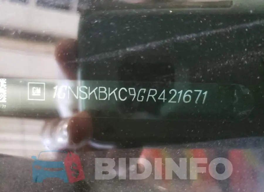 1GNSKBKC9GR421671 Photo# 10