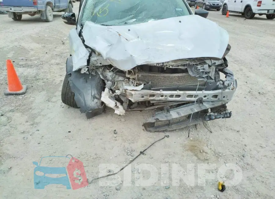 1FADP3E22HL204825 Photo# 9