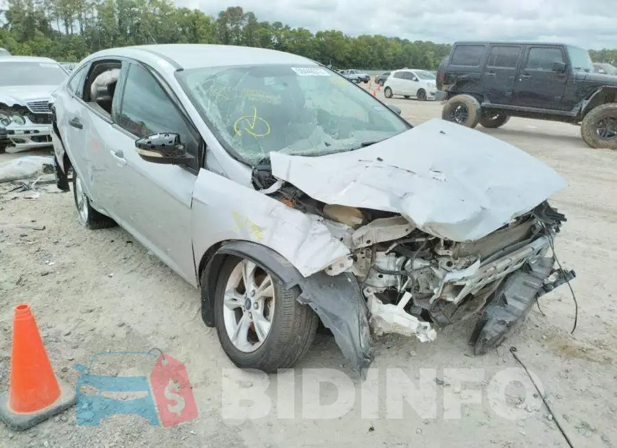 1FADP3E22HL204825 Photo# 1