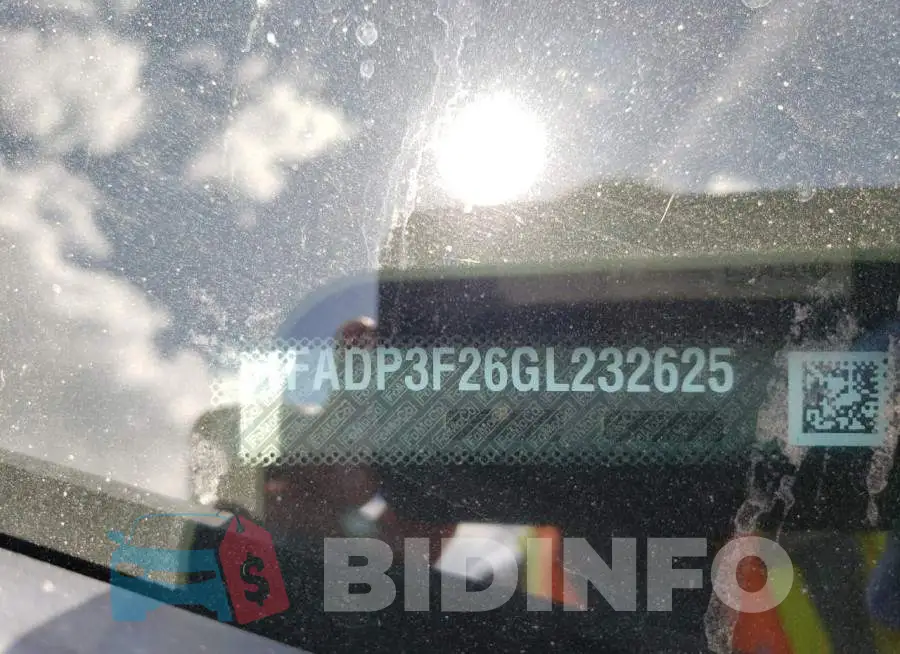 1FADP3F26GL232625 Photo# 10
