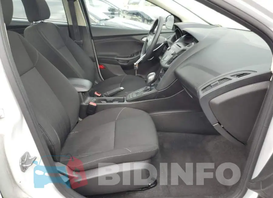 1FADP3FE5GL402127 Photo# 5