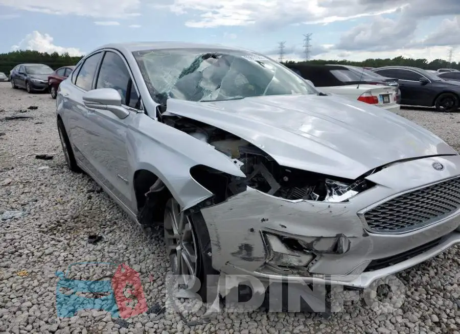 3FA6P0RUXKR136849 Photo# 1