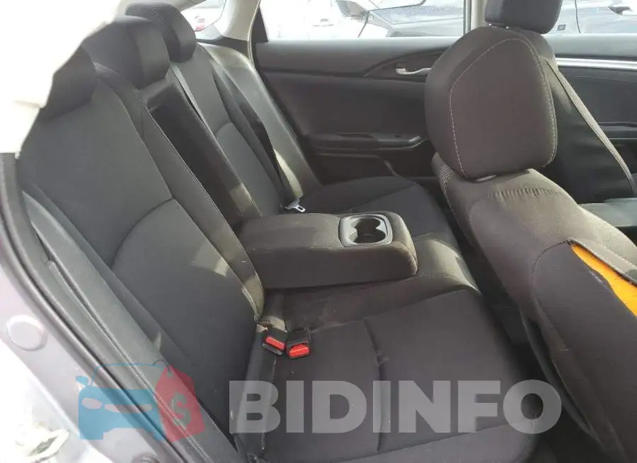 19XFC2F70HE213633 Photo# 6