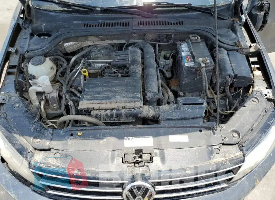 3VW2B7AJ5JM212939 Photo# 7