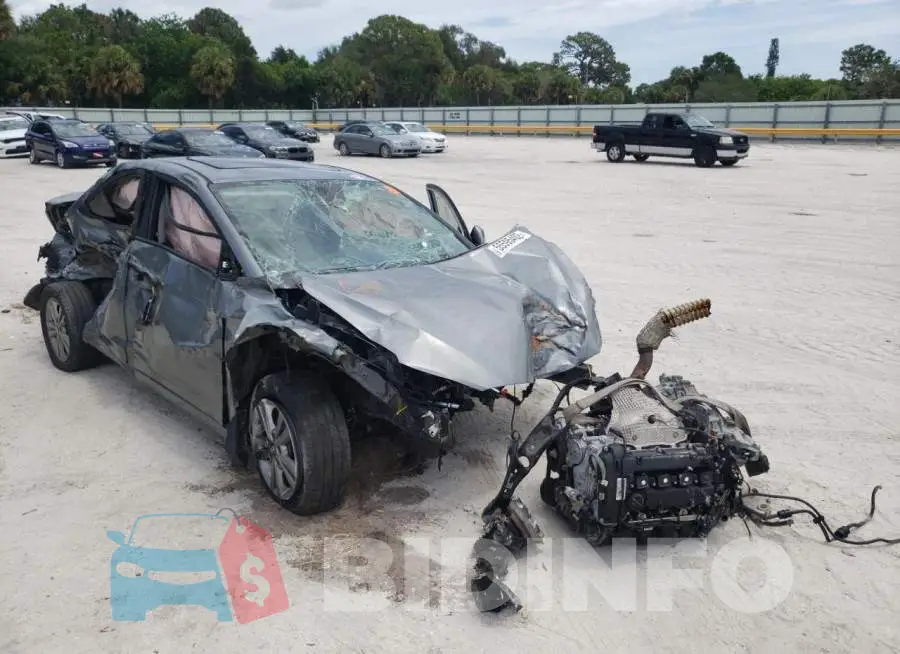 KMHD84LFXJU611998 Photo# 1