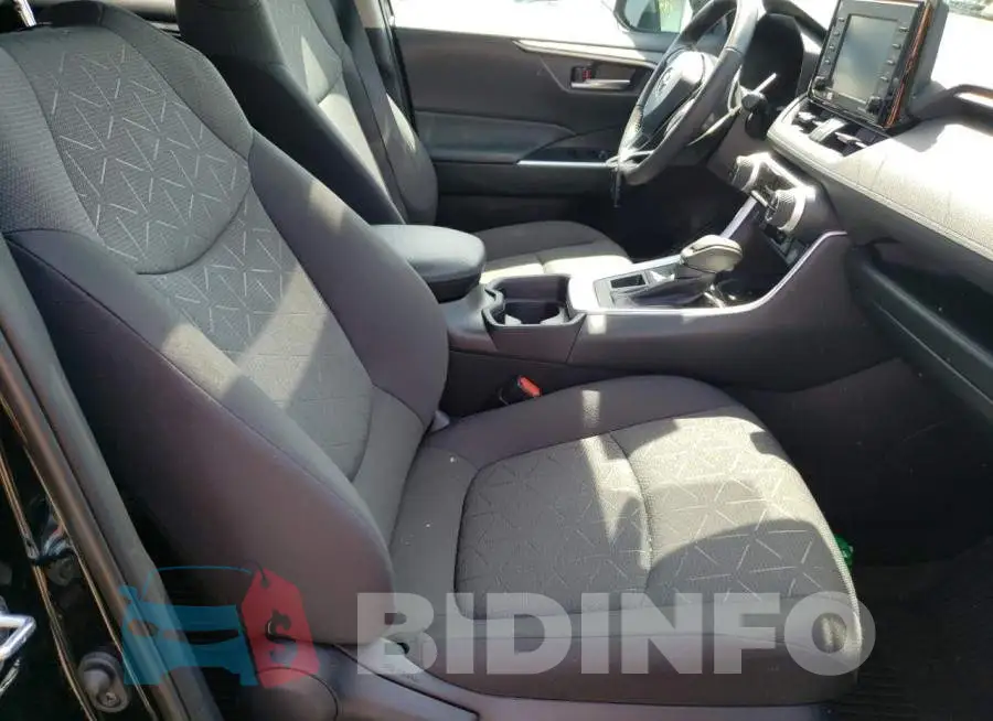2T3P1RFV6MC221494 Photo# 5