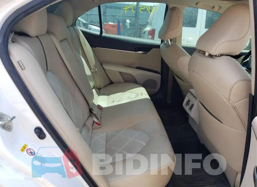 4T1B11HK3JU132077 Photo# 6
