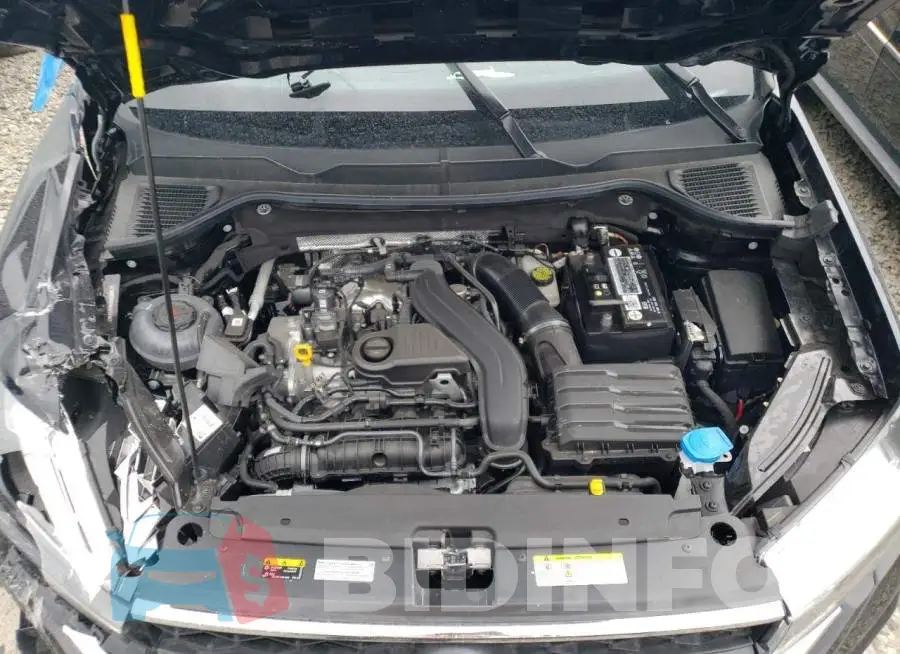 3VVRX7B29NM031165 Photo# 7