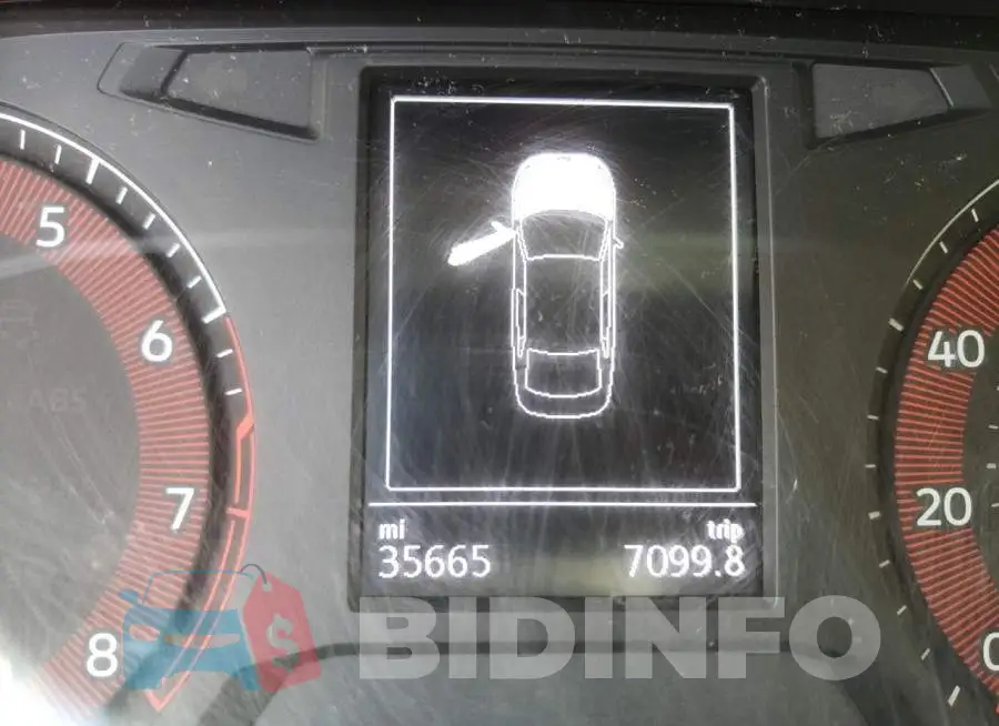 3VWC57BU8KM032604 Photo# 8