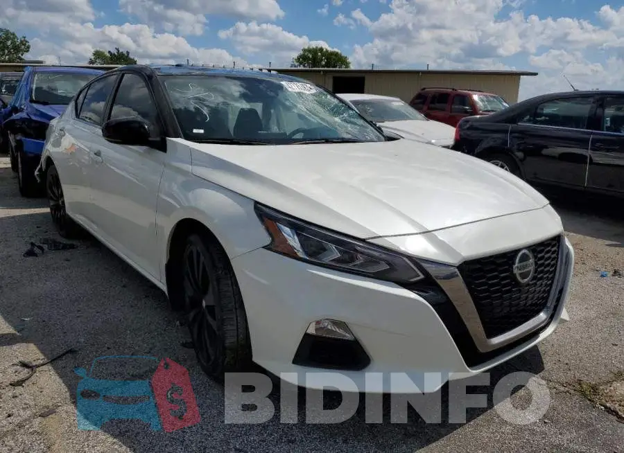 1N4BL4CV5KC137232 Photo# 1