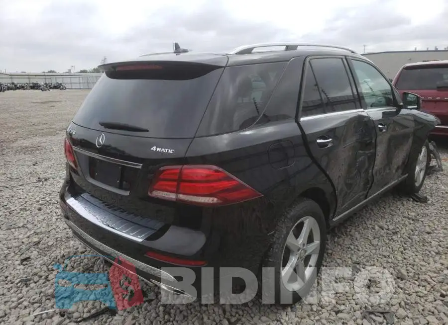 4JGDA5HB3GA797121 Photo# 4
