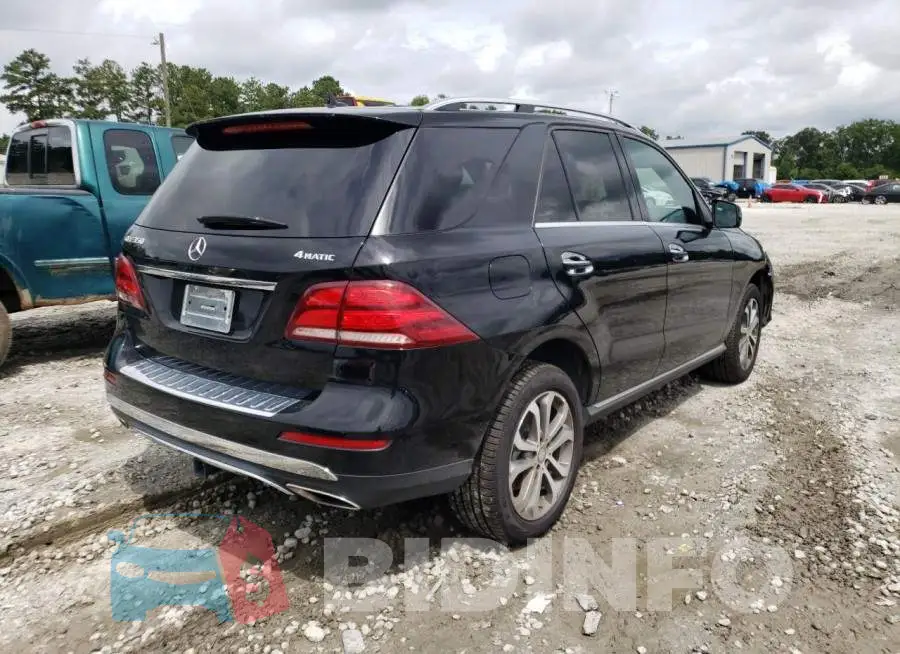 4JGDA5HB8GA724438 Photo# 4