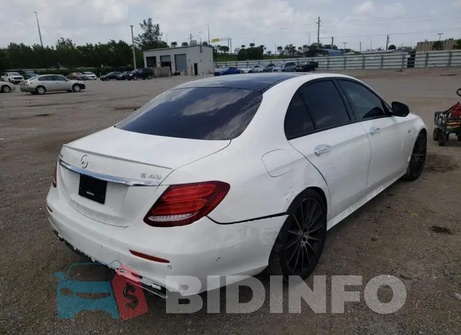 WDDZF6EB6JA438395 Photo# 4