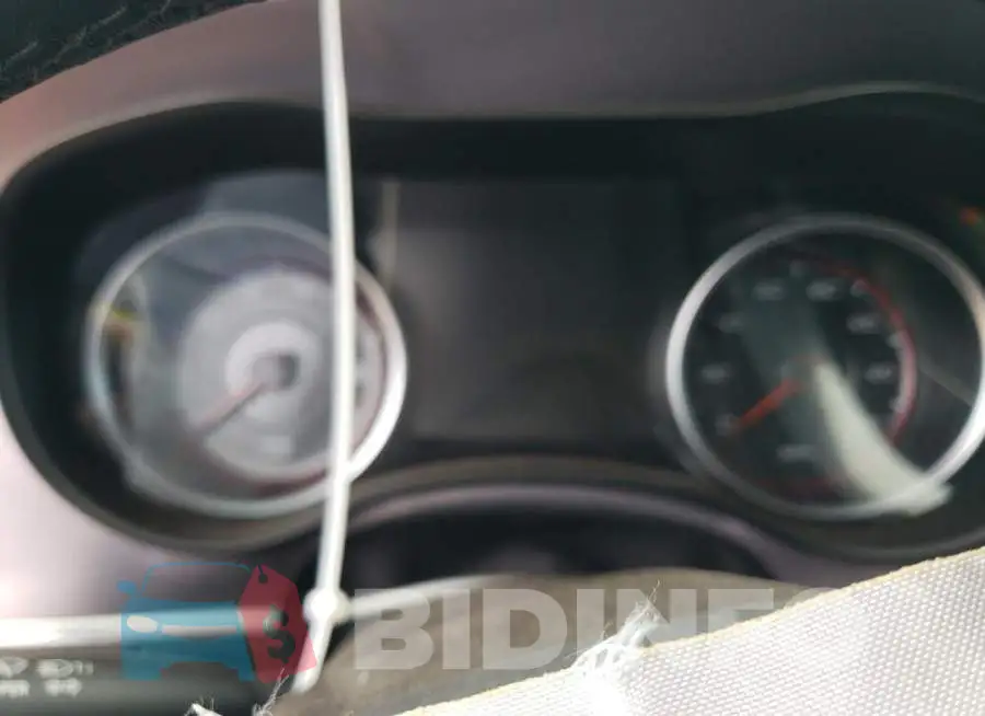 2C3CDXHG4KH677941 Photo# 8