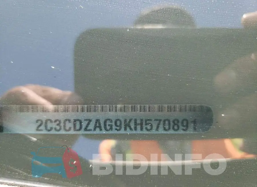 2C3CDZAG9KH570891 Photo# 10