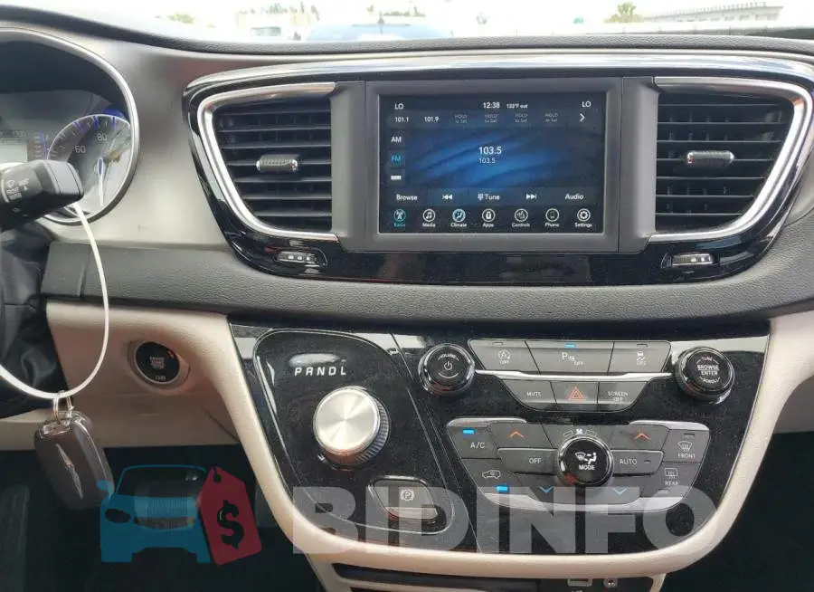 2C4RC1BG4LR209329 Photo# 9
