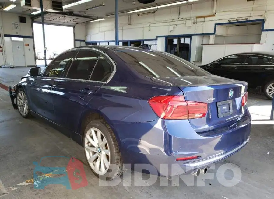 WBA8D9C53HK678127 Photo# 3