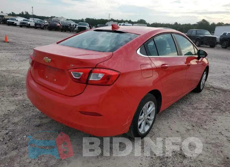 1G1BE5SM3K7142837 Photo# 4