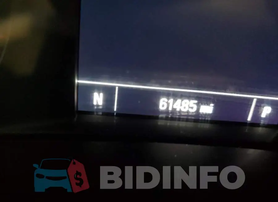 1G1ZD5ST5LF048247 Photo# 8