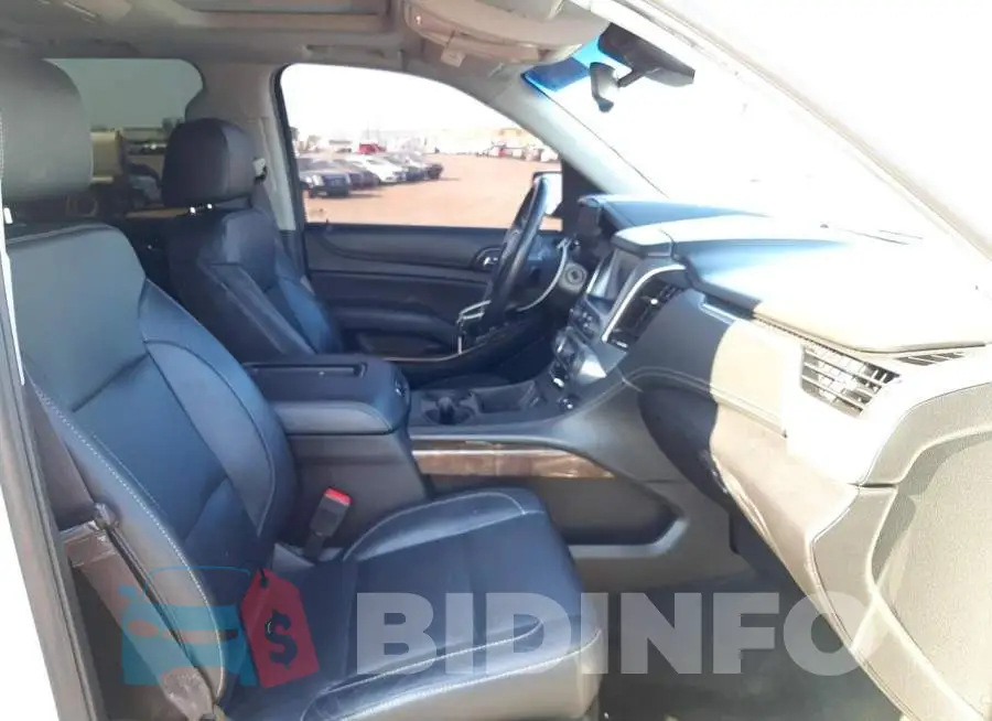 1GNSCBKC2HR341806 Photo# 5