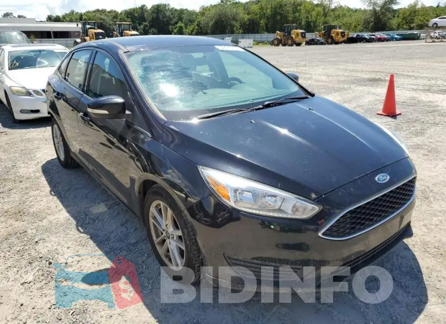 1FADP3F22HL321951 Photo# 1