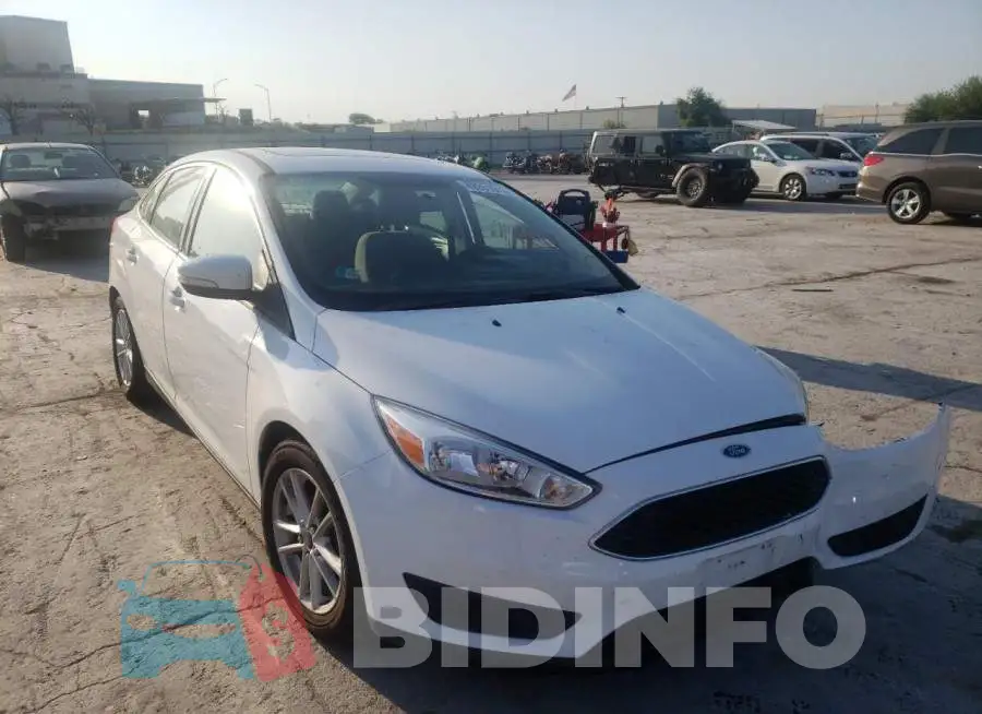 1FADP3F24GL272315 Photo# 1