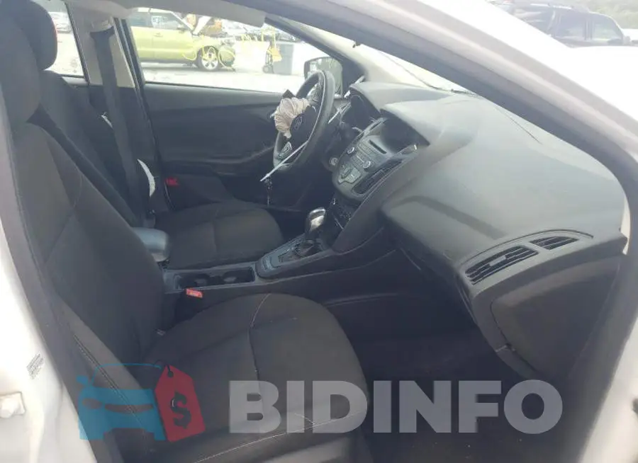 1FADP3F29GL338227 Photo# 5