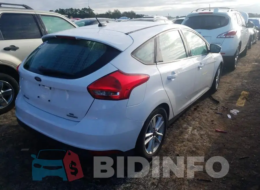 1FADP3K27GL213765 Photo# 4