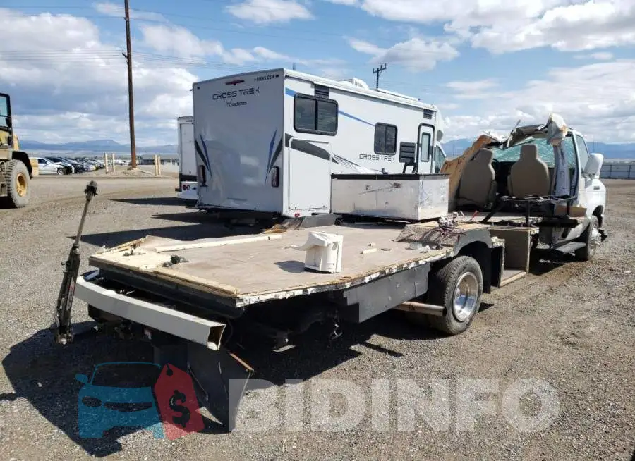 1FDWE3FS1JDC40590 Photo# 4