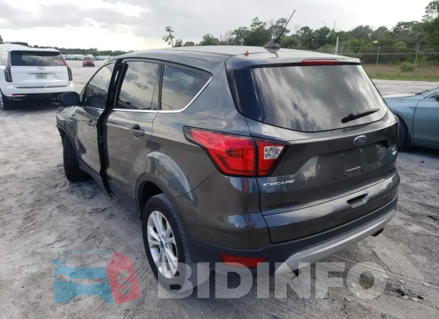 1FMCU9GD8KUB81046 Photo# 3