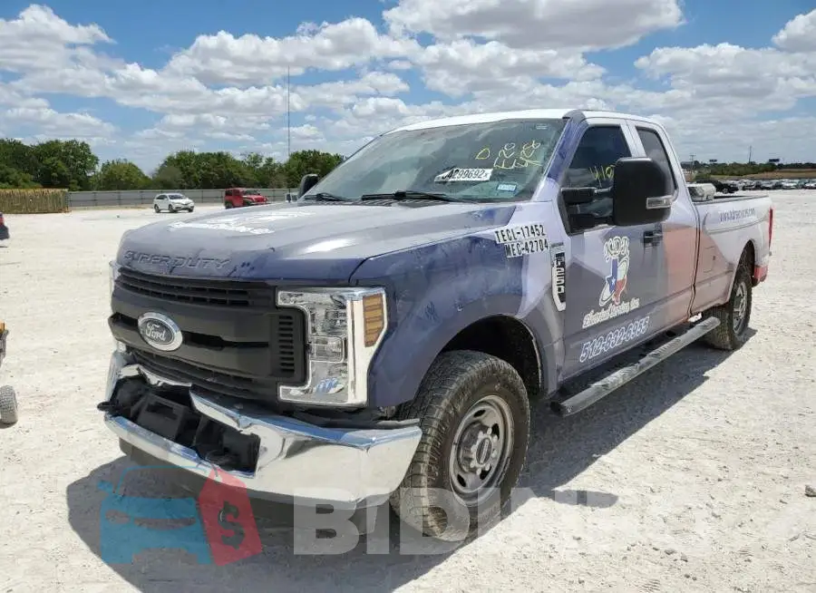 1FT7X2A61KEE20428 Photo# 2