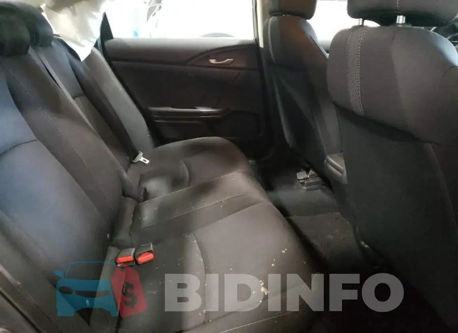 19XFC2F50GE037812 Photo# 6