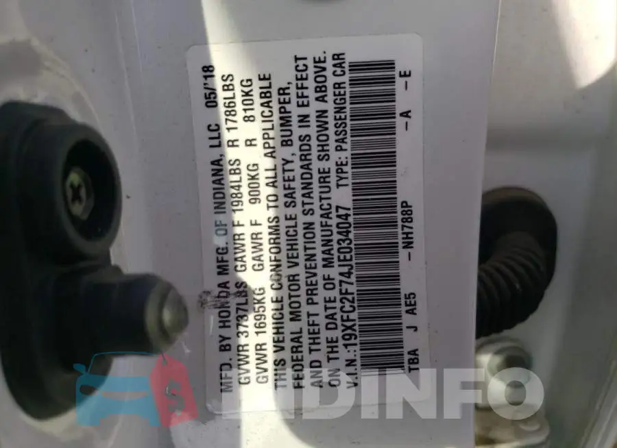 19XFC2F74JE034047 Photo# 10