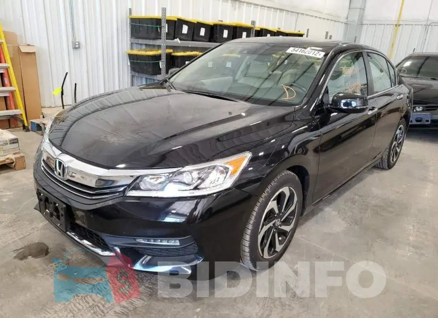 1HGCR2F90HA117332 Photo# 2