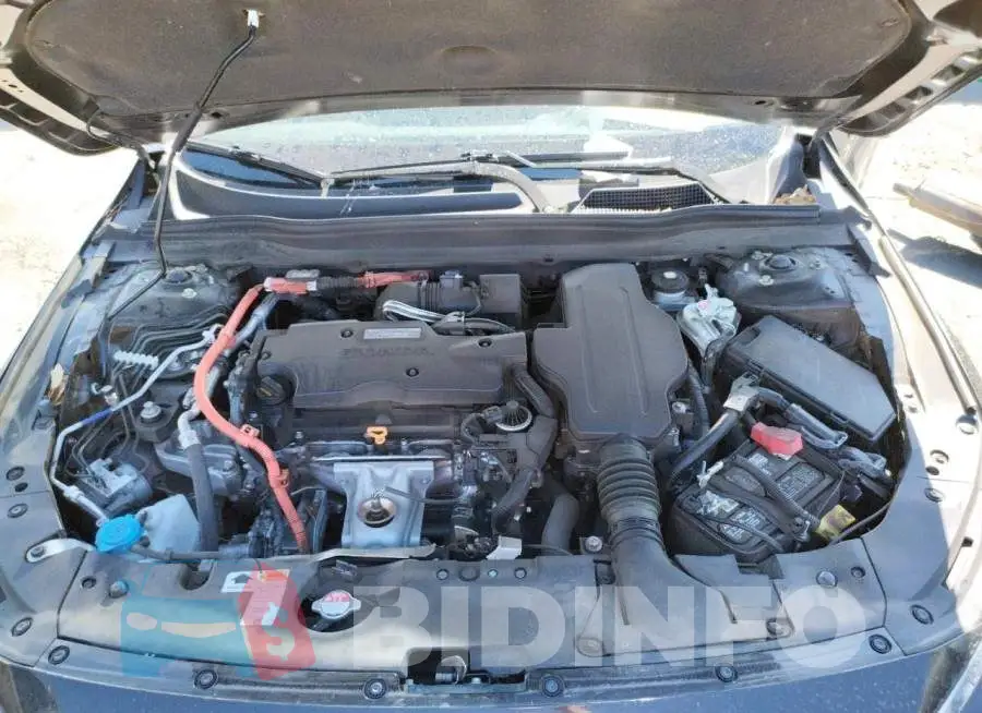 1HGCV3F10JA010816 Photo# 7