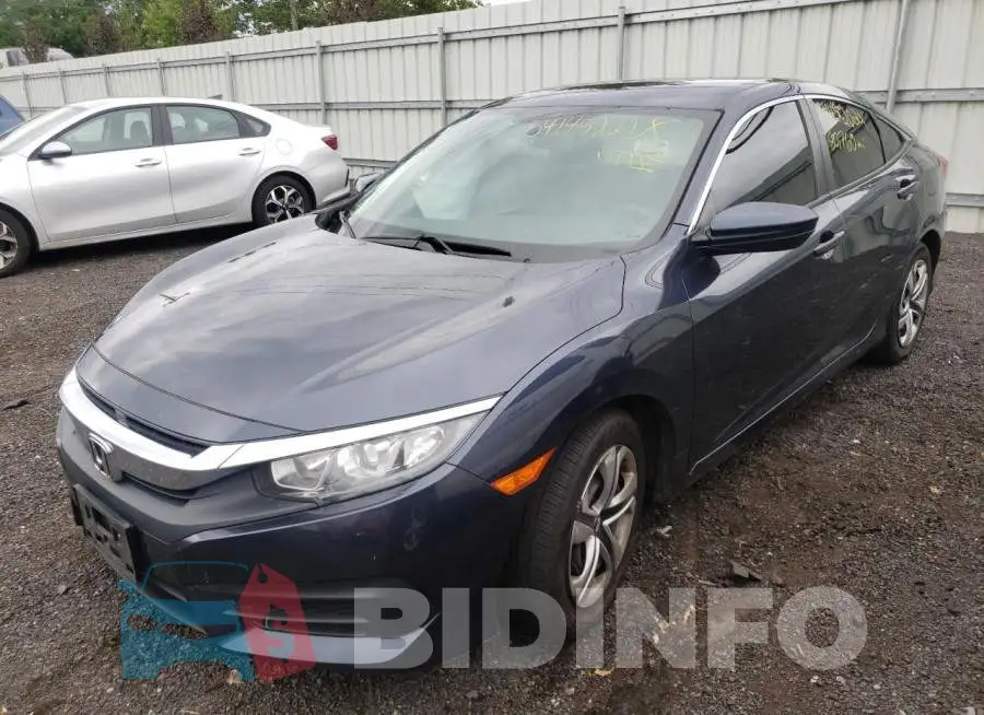 2HGFC2F55HH572884 Photo# 2