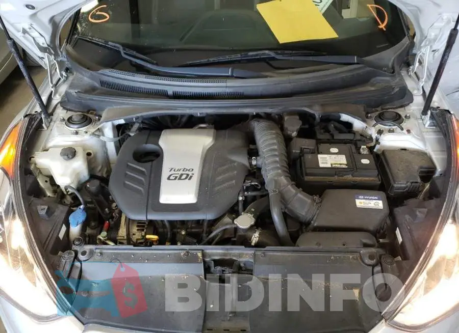 KMHTC6AE8HU313265 Photo# 7