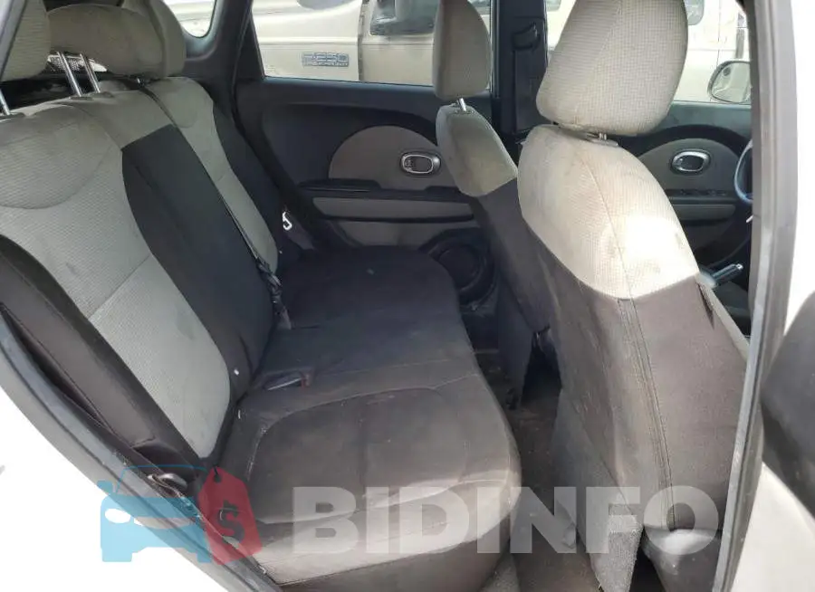 KNDJN2A29G7372312 Photo# 6