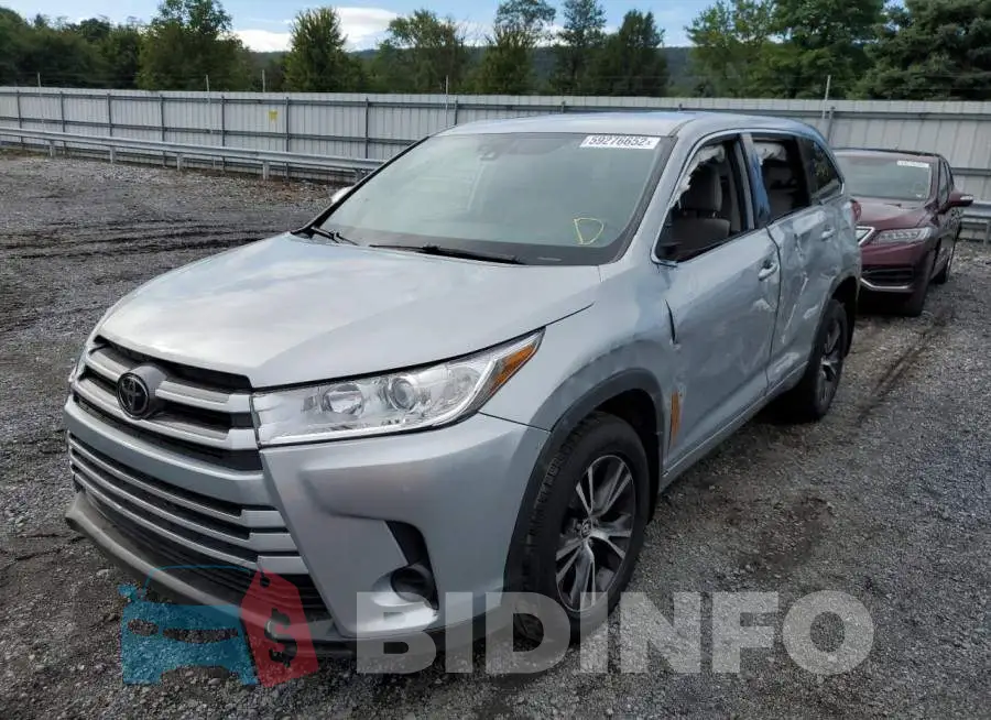 5TDBZRFH8JS802147 Photo# 2
