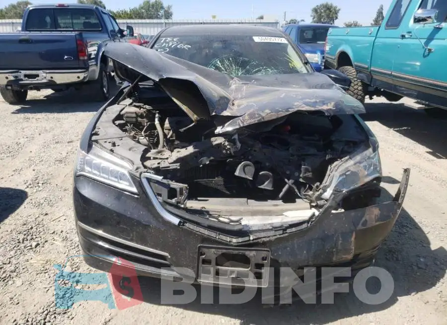 19UUB1F3XHA008519 Photo# 9