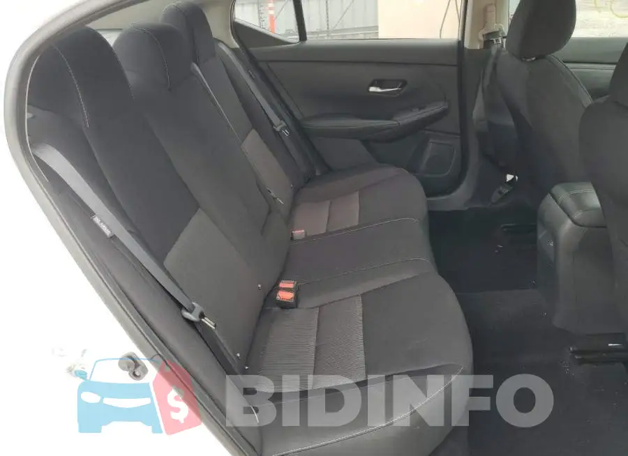 3N1AB8CV9NY261373 Photo# 6